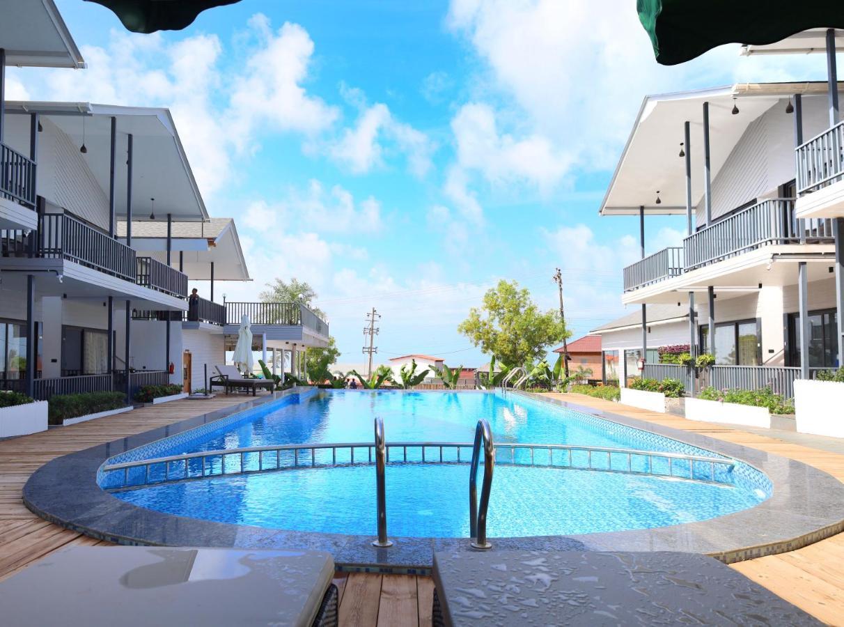 Oralia Resort Ashvem Beach Exterior photo