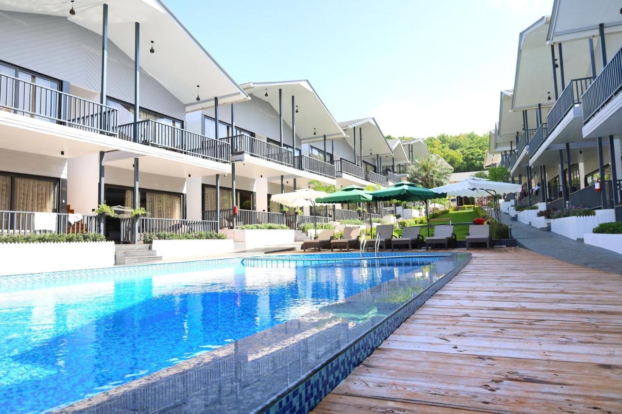 Oralia Resort Ashvem Beach Exterior photo