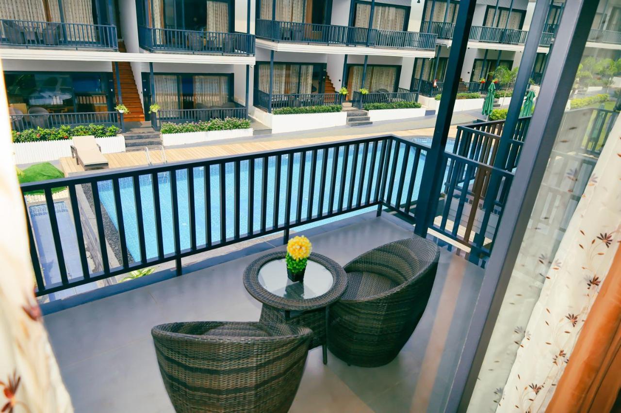 Oralia Resort Ashvem Beach Exterior photo